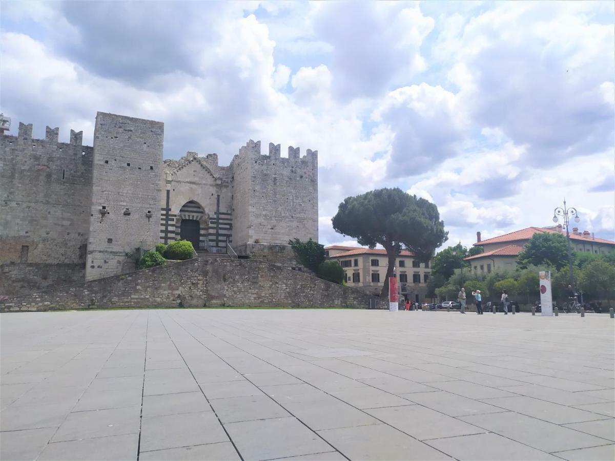 Casa Giulia Apartment Prato  Luaran gambar